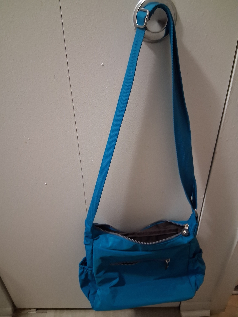 Tea Nylonl Crossbody Shoulder Bag for Ladies - Lightweight Everyday Carry